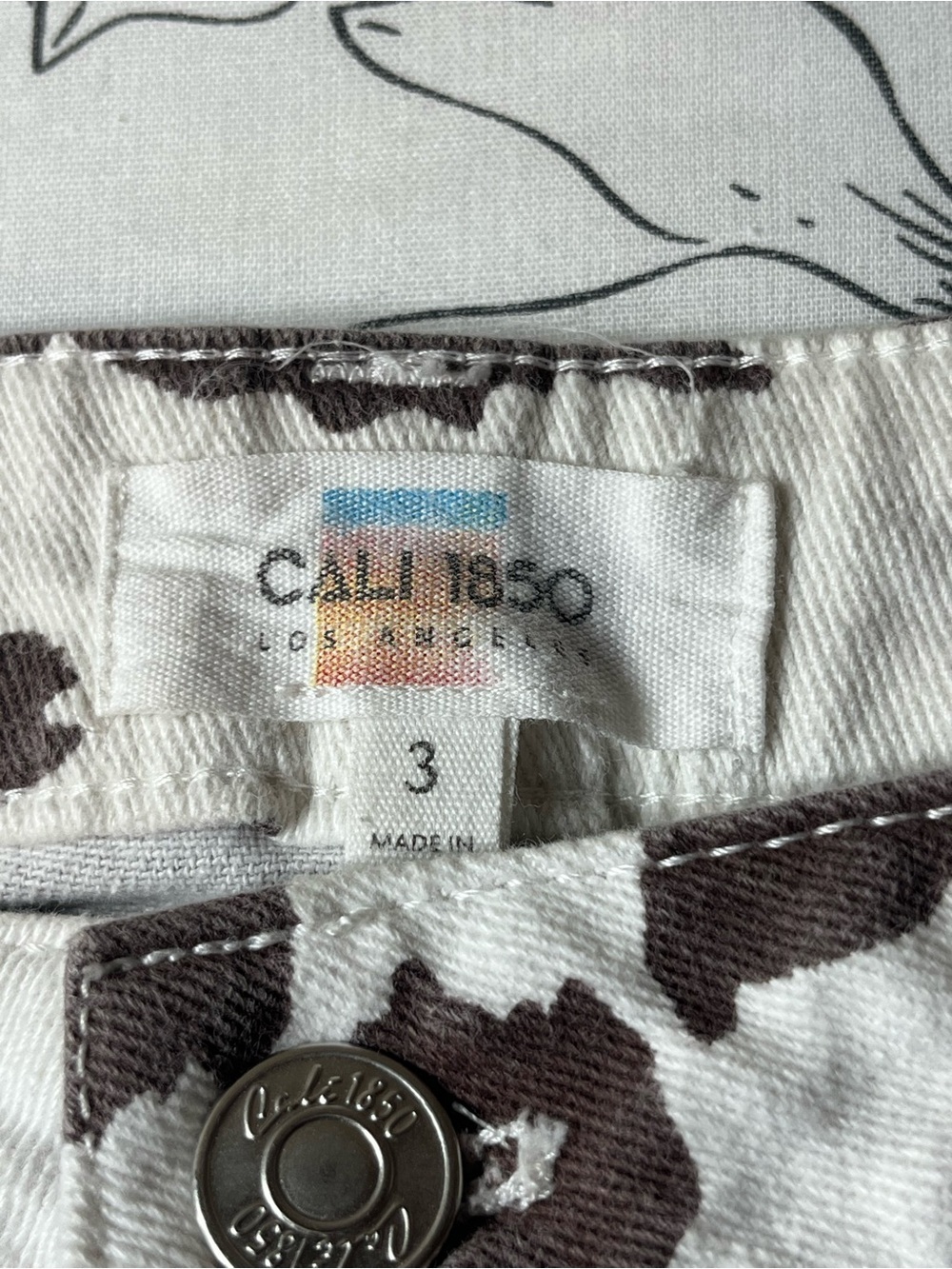 Cali 1850 Los Angeles Cow Print Wide Leg Jean - Brown and White, size 3 - Picture 3 of 11